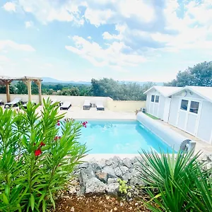 Guest house Asunda & Sauna, D'hotes, Saint-Maximin-la-Sainte-Baume
